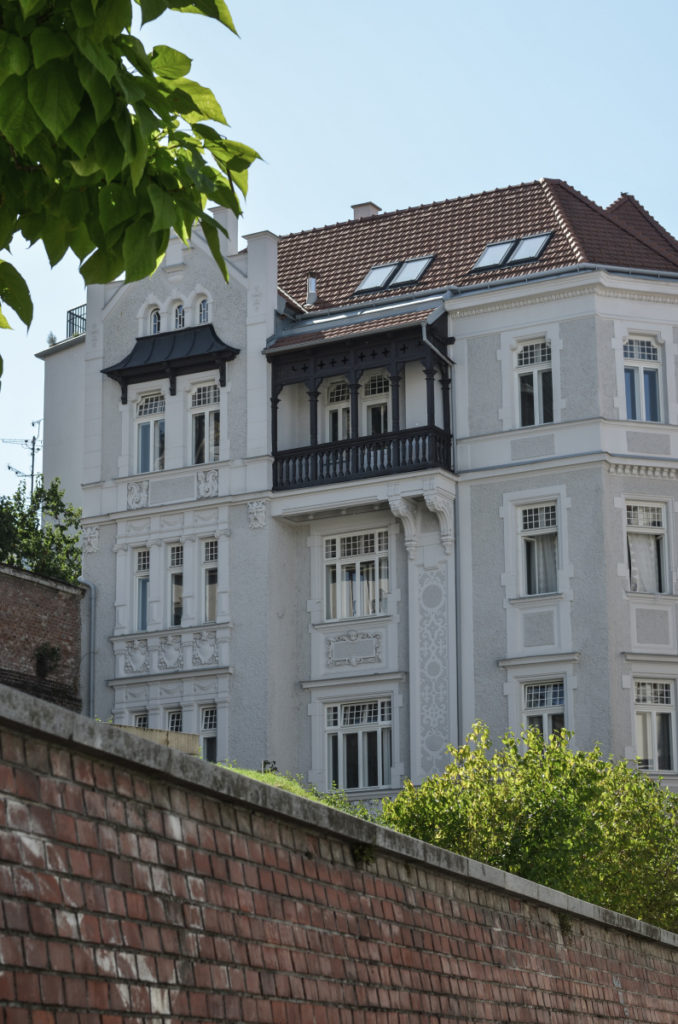 Pokud se chystáte na návštěvu města, pak se vám budou hodit mé tipy na to, co vidět a podniknout v Brně a doporučení ohledně ubytování.