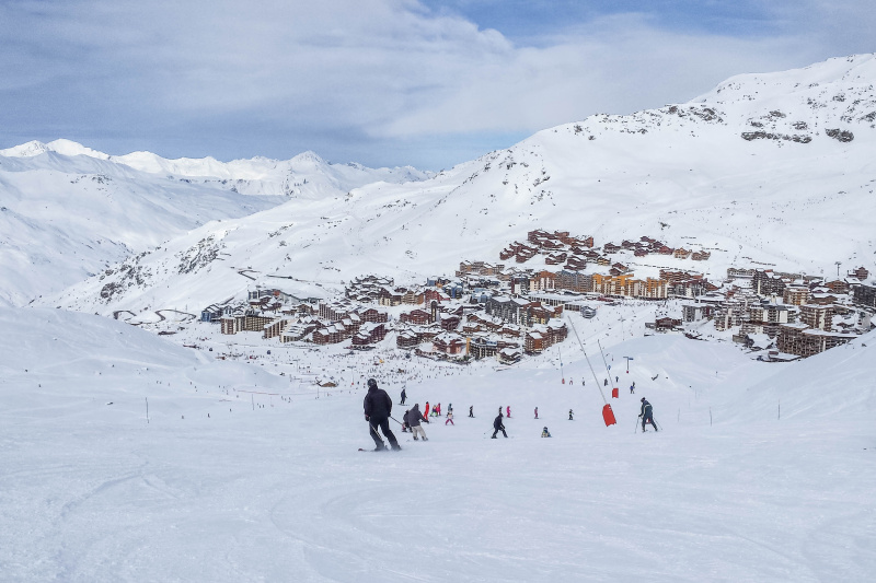 Zajímá vás, proč je lyžování ve Třech údolích tak fantastické? Tady mám pro vás 5 důvodů, proč jet lyžovat do francouzské oblasti Les 3 Vallées.