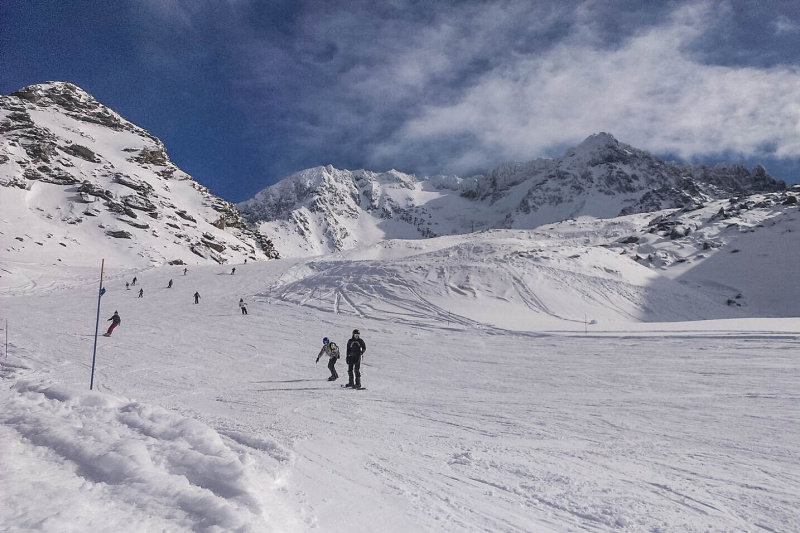 Zajímá vás, proč je lyžování ve Třech údolích tak fantastické? Tady mám pro vás 5 důvodů, proč jet lyžovat do francouzské oblasti Les 3 Vallées.