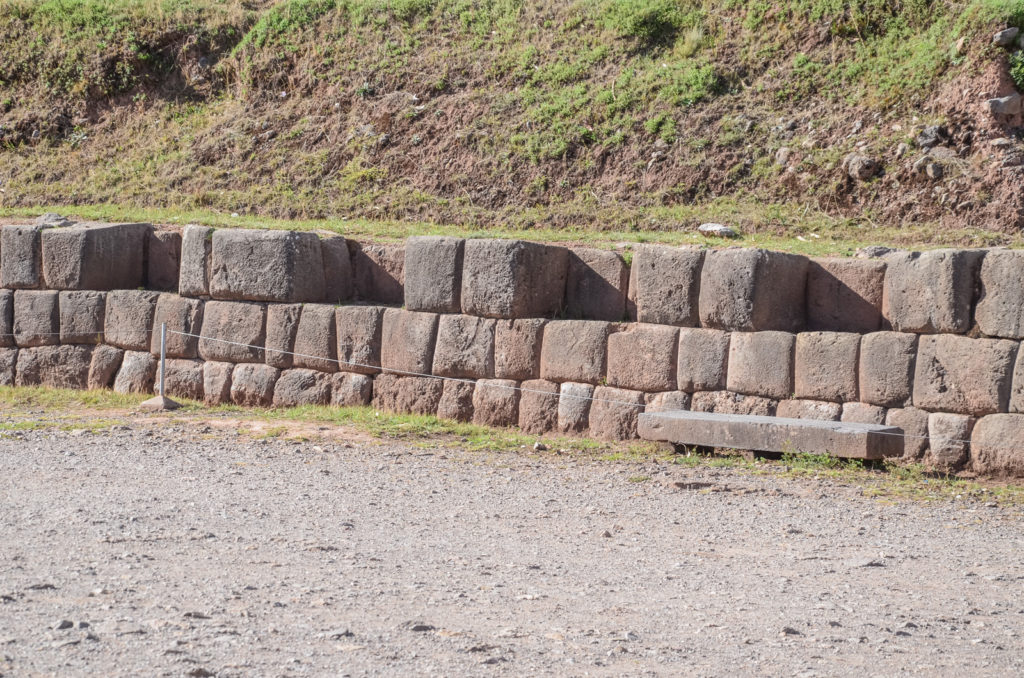 Cuzco je krásné město, které si v Peru nesmíte nechat ujít! V tomto článku vám povím, co se dá vidět ve městě Cuzco a okolí - včetně inckých ruin.