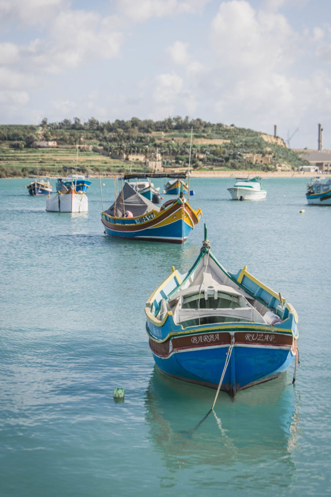 Dnešní článek je o našem podzimním výletu na Maltu. Kde se ubytovat, jak se pohybovat po ostrovech, a co vše se dá vidět za 5 dní na Maltě.