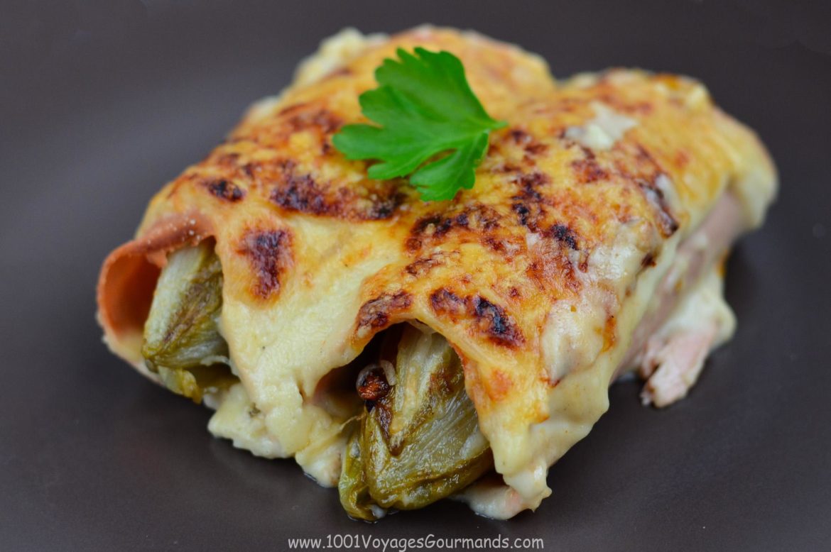 Moc dobrý vegetariánský recept na zapečené čekanky, neboli belgickou klasiku chicon au gratin.